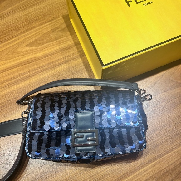 SOLD — Fendi Baguette blue sequins (RARE - ALL ROUND sequins) - Picture 2 of 11